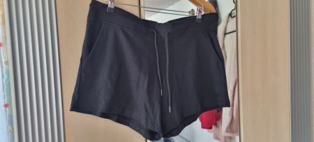 Blue Motion, kurze, schwarze Hose, Grösse 44/46, neu