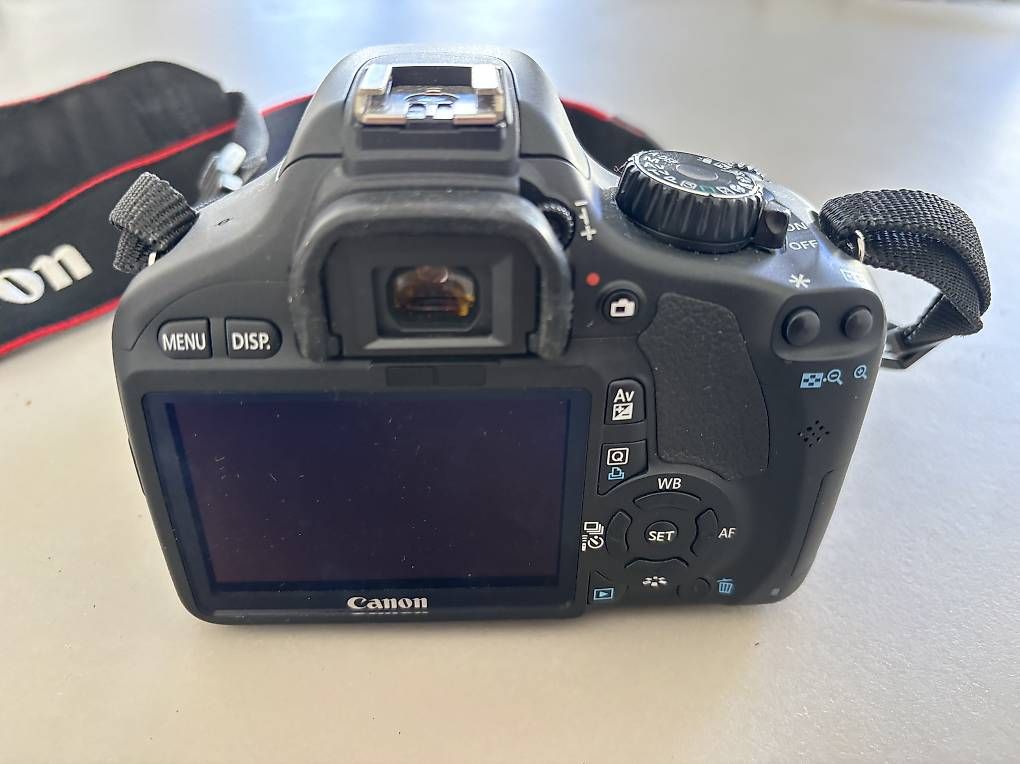 Canon Fotocamera: Canon EOS 550D Spiegelreflexkamera – Usato da Zürich venduto da z_e_r_a22 3