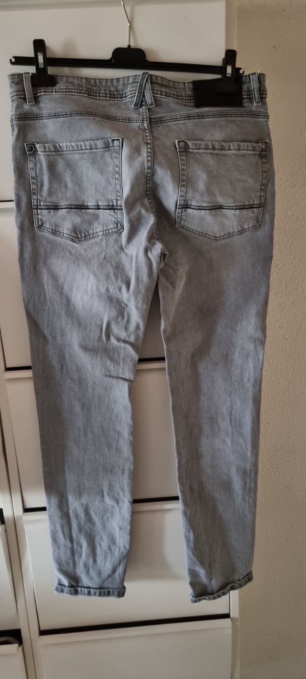 Jeans: Herrenjeans – Usato da Rupperswil venduto da greenangel4 1