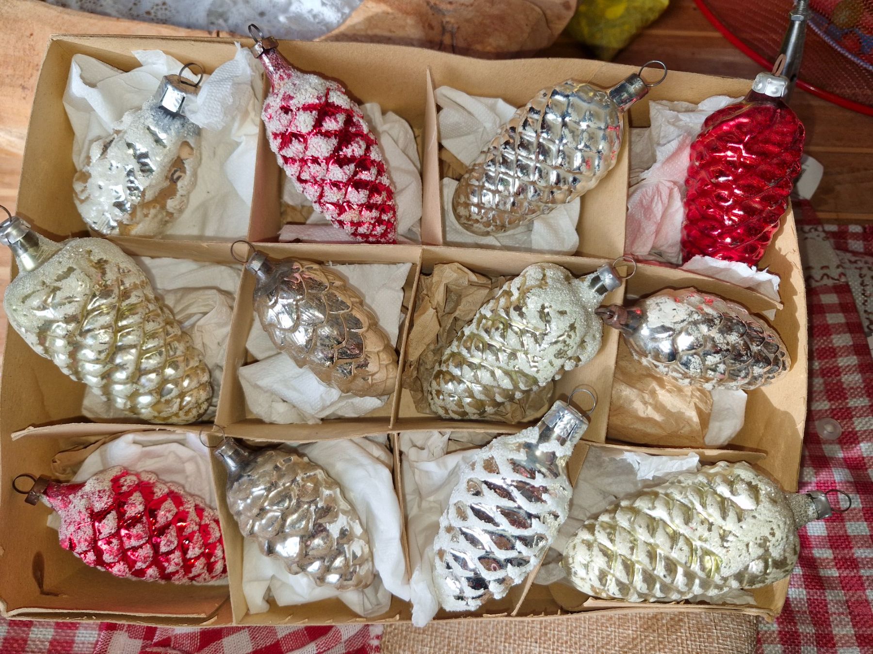 Toutes les décorations: antiker Christbaumschmuck – D'occasion à Guarda par rue_bpd7