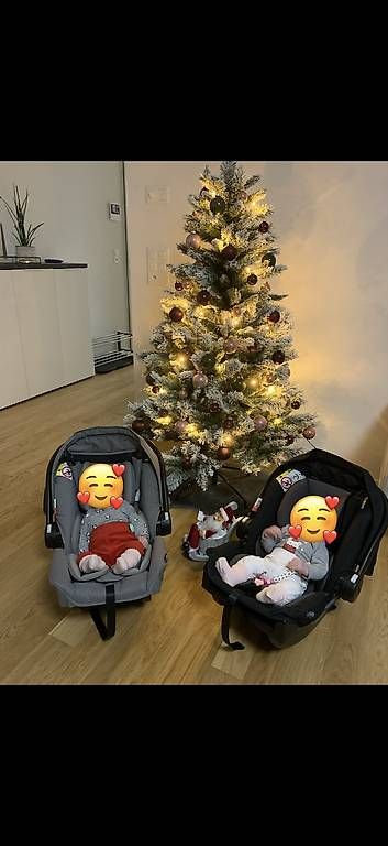 Seggiolini per auto: babyschale Graco Grau oder Schwarz – Usato da Fällanden venduto da Rada_2909 1
