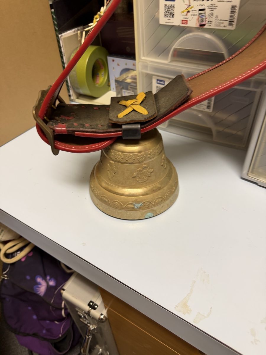 Campanacci mucche: Kuhglocke Durchmesser 16 cm Höhe 15 cm – Usato da Murgenthal venduto da Tina_4055