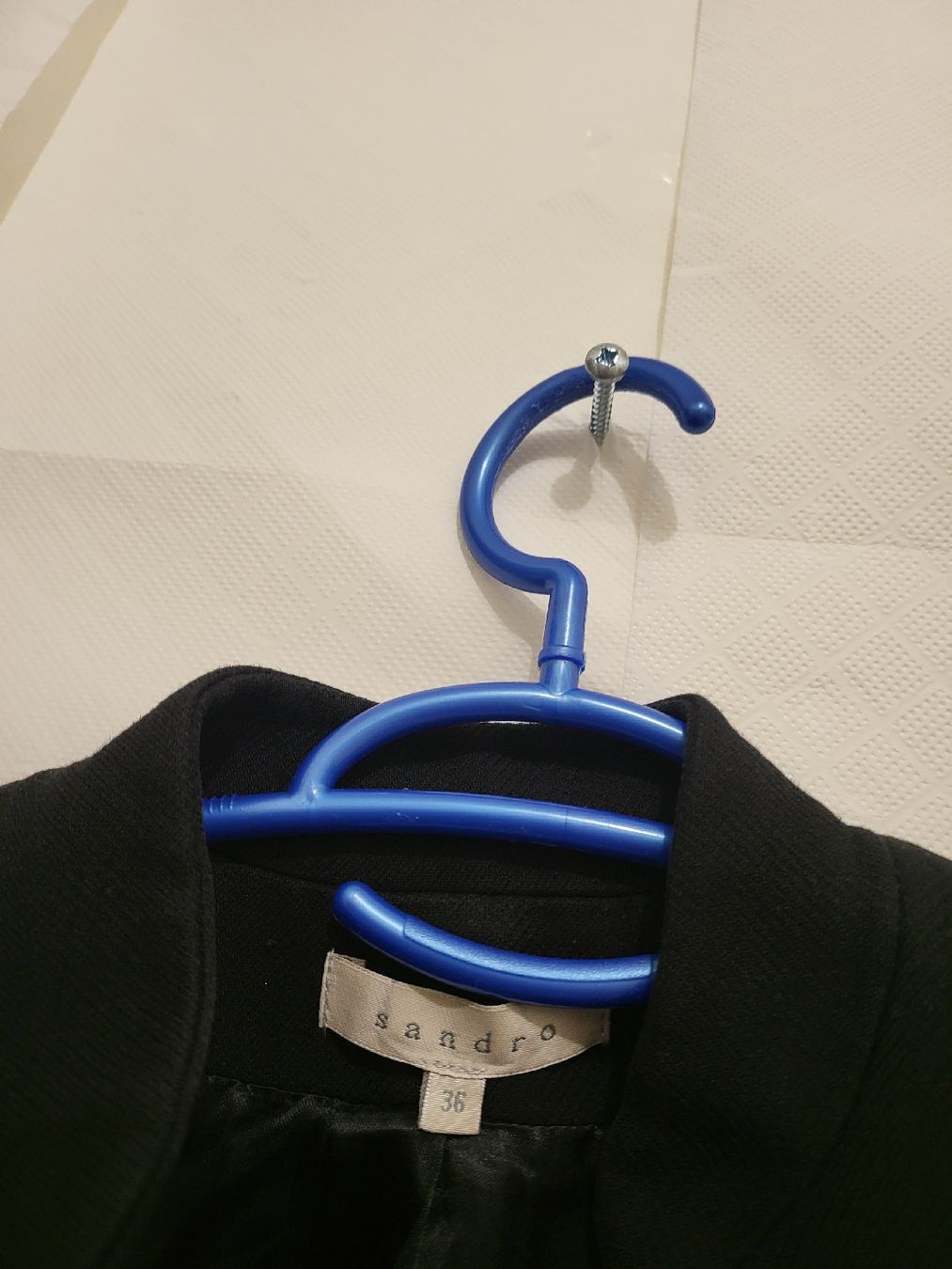 Sandro Giacche: Veste Sandro noire, taille 36 - Élégance et confort – Usato da Niedergösgen venduto da Eva2410 3