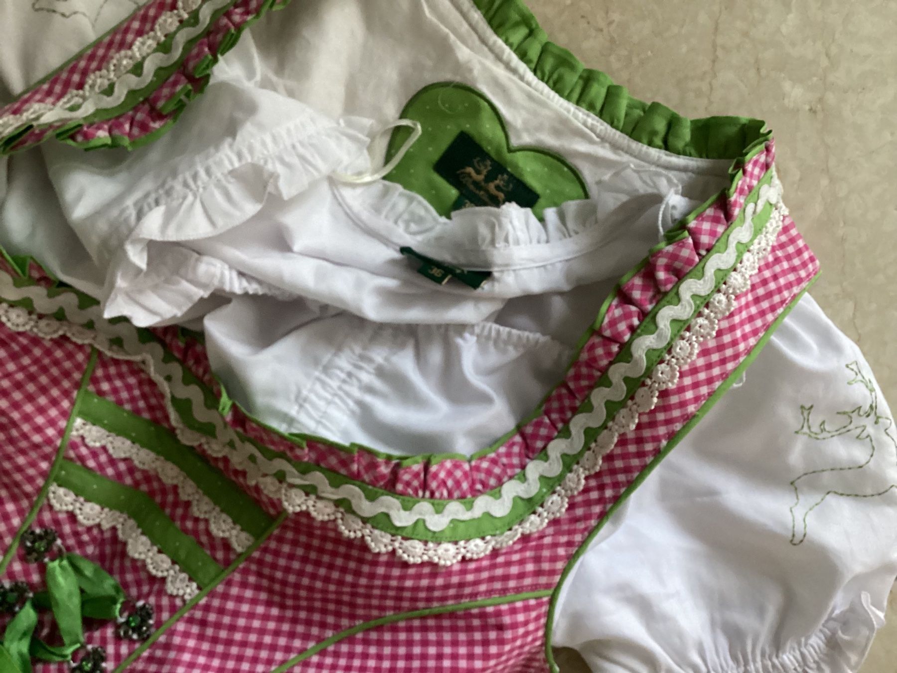 Robes: Wiesnkönig Damen Dirndl – Neuf (Voir description) à Flüelen par ne08 1