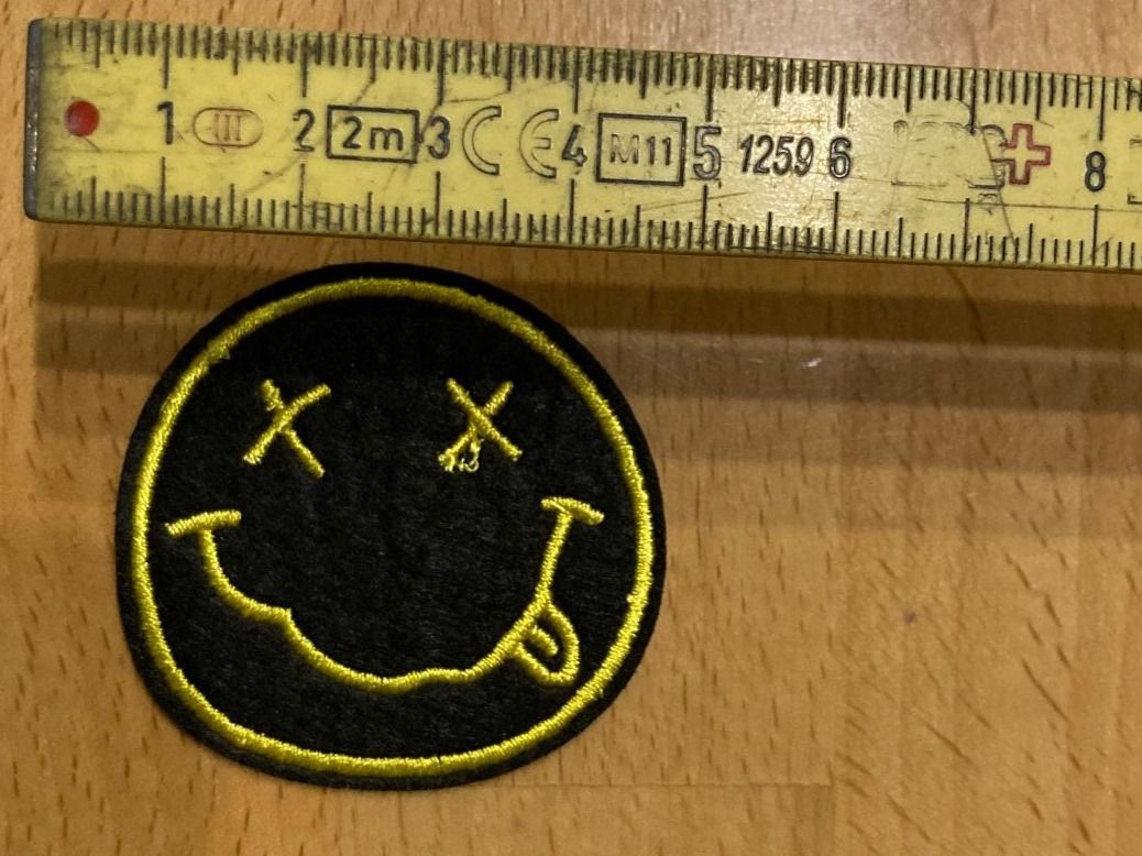 Toppe: Nirvana Patch Aufnäher Metal Rock Band 3 – Nuovo (secondo la descrizione) da Horn venduto da abutre72