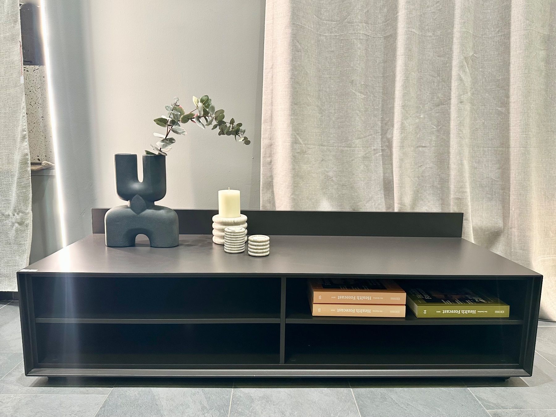 TV Möbel: Design Sideboard, TV-Möbel, Lowboard, Ablage, Col. Schwarz – Neu (gemäss Beschreibung) aus Zürich von Robinejoya 1