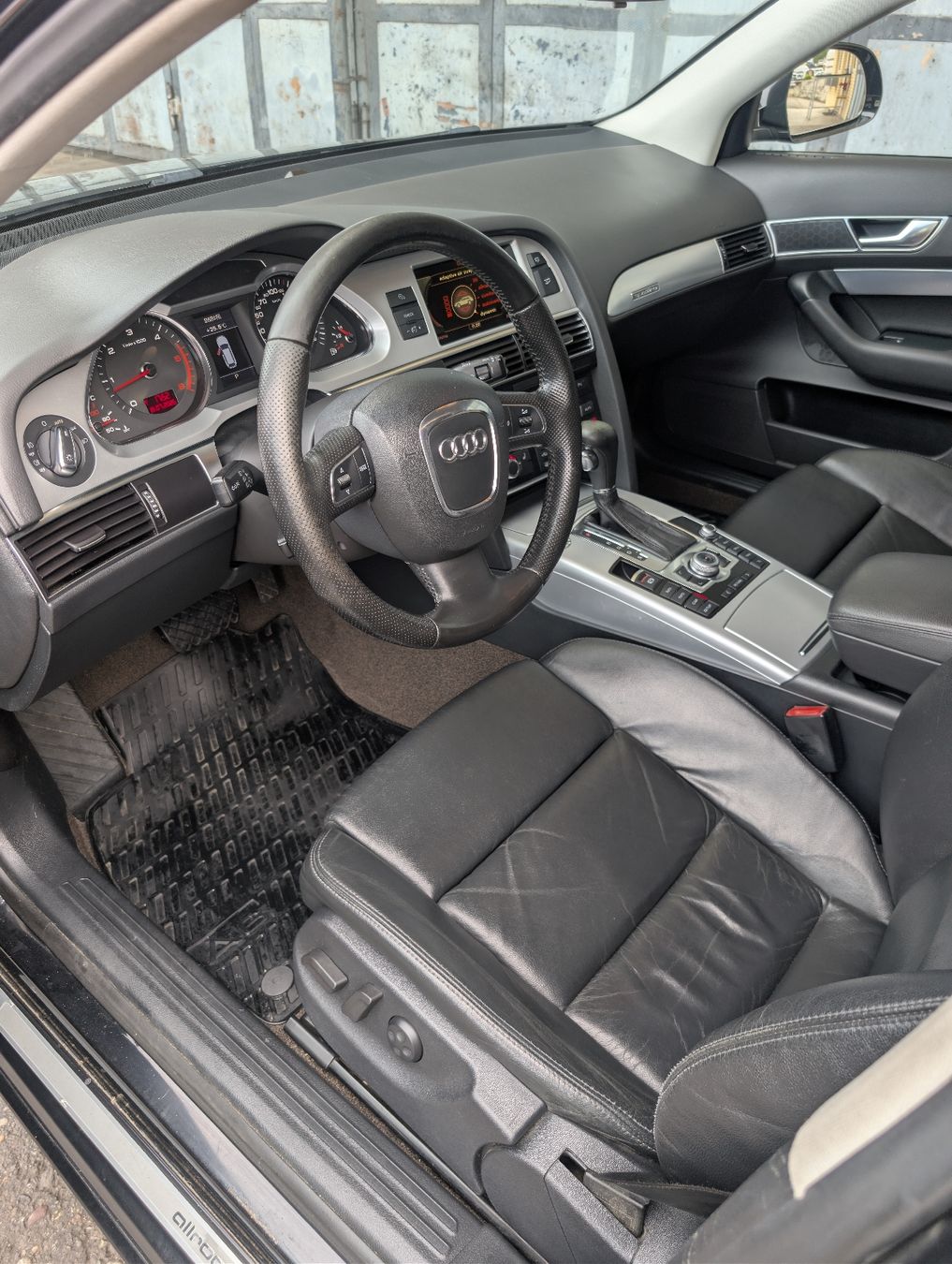 Audi Autos: Audi a6 Allroad 3.0 tdi mit MFK – D'occasion à Rünenberg par All_4_you 5