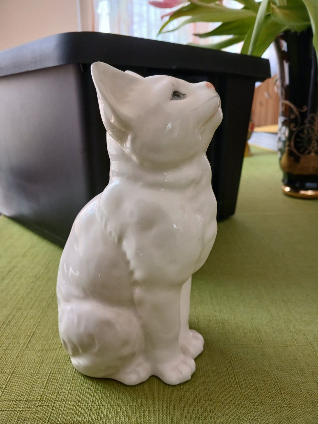 Statuette: Katze weiss – Usato da Zürich venduto da Mr.Dachboden