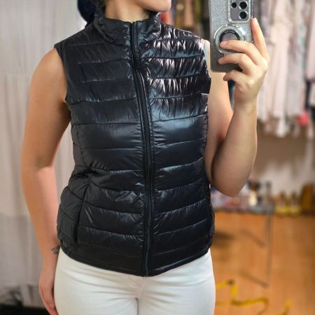 Schwarze Steppweste Gr. 36/38 – leicht & warm