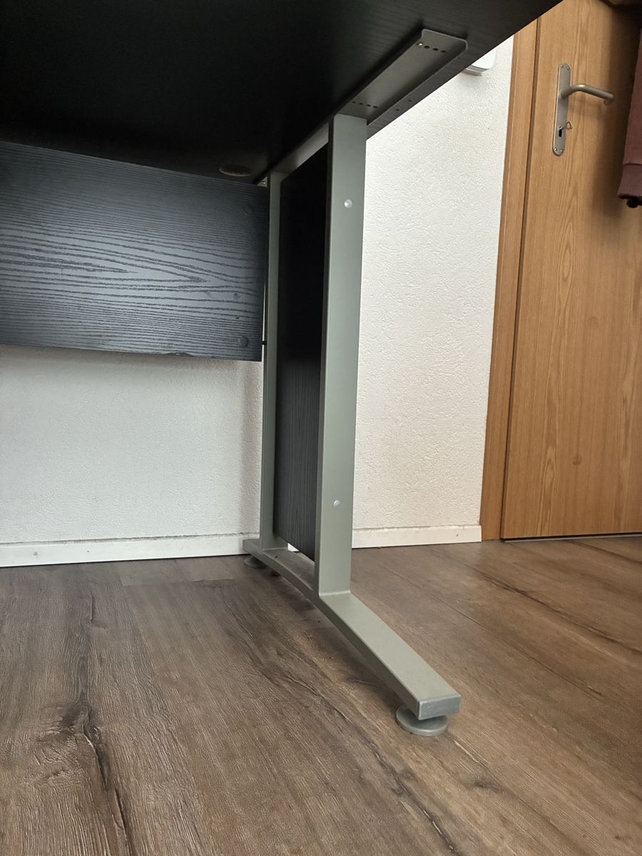 Schreibtische: Tisch für office/gaming – Gebraucht aus Rabius von Livio.Fel 2