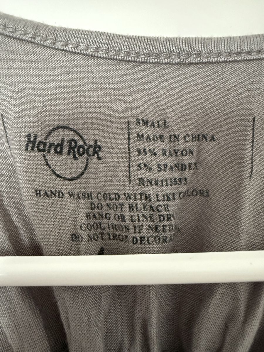 Top: Hard Rock Café Top Gr. S | Niagara Falls Canada – Nuovo (secondo la descrizione) da Zollikofen venduto da liindaaa 2