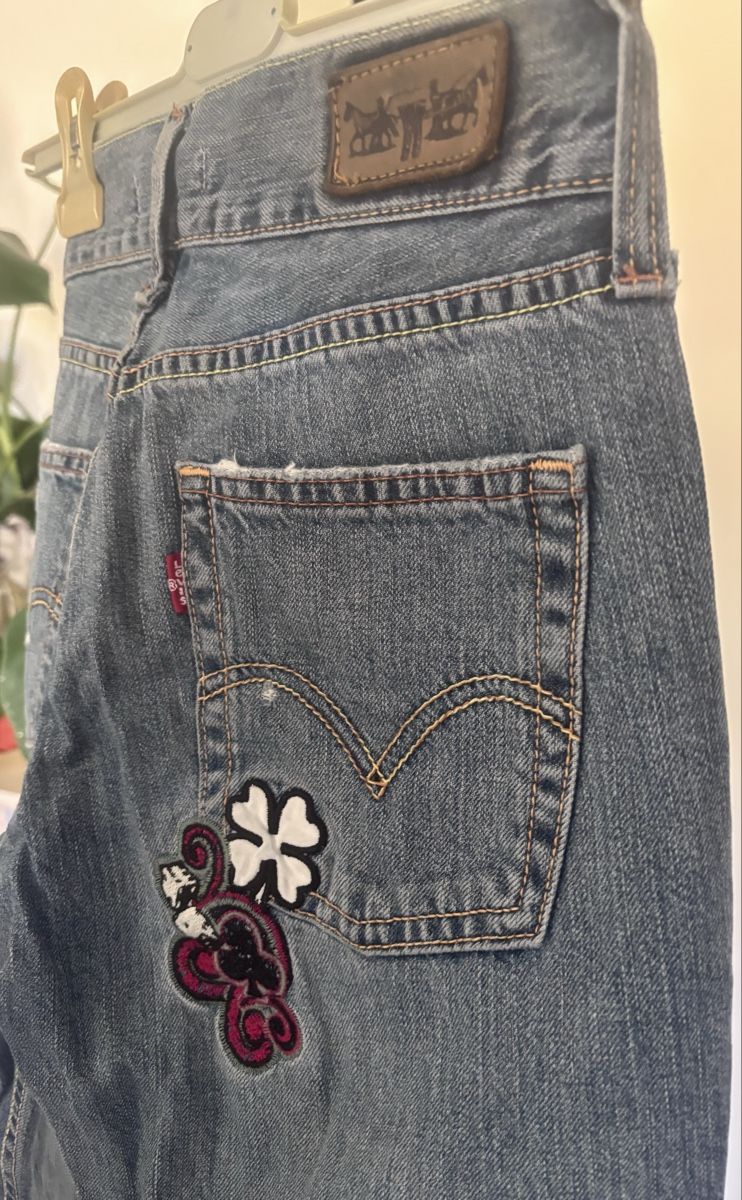 Levi's Jeans: Levi’s EVE – Nuovo (secondo la descrizione) da Salgesch venduto da ago_th8v 2
