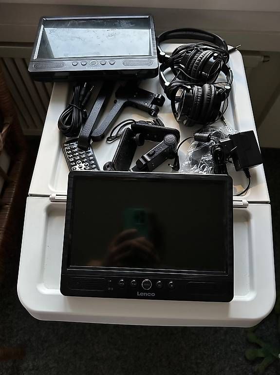 Tutti i DVDs: 2 Rekorder fürs Auto – Usato da Speicher venduto da k88_fx8l