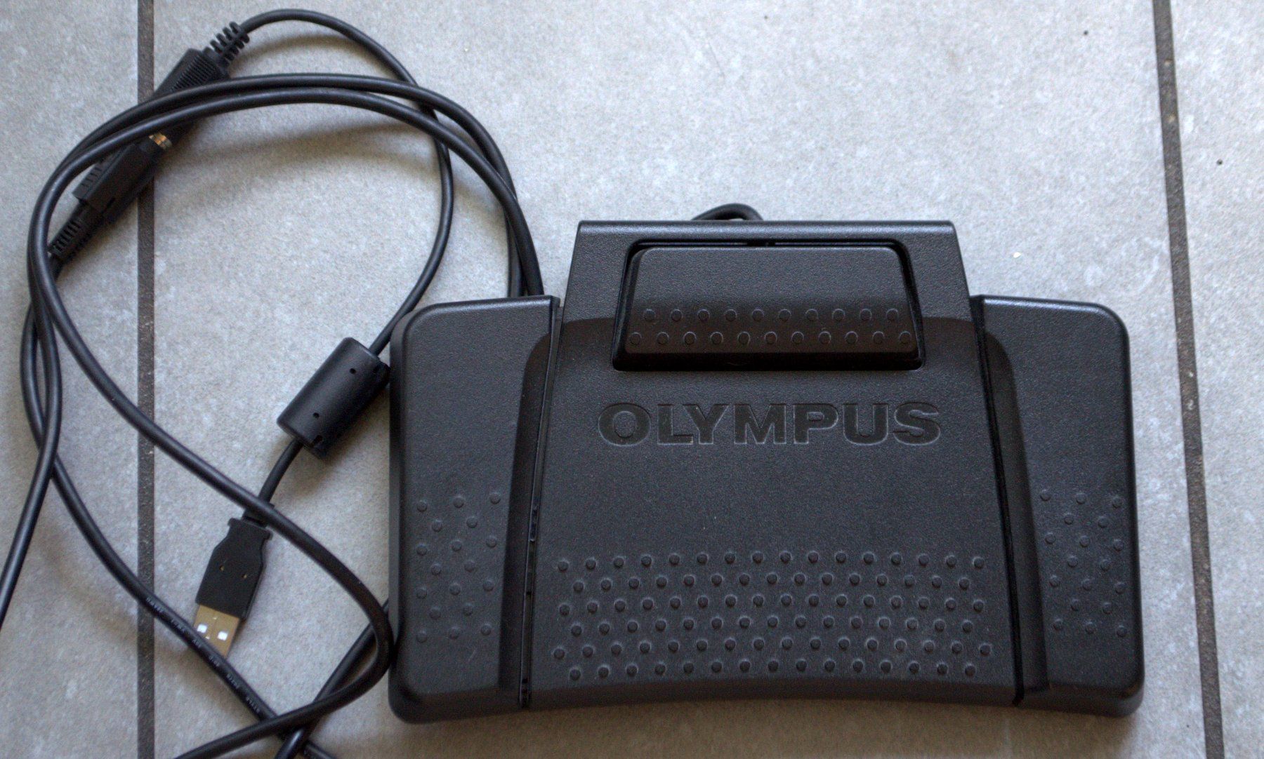 Olympus Registratori: Olympus RS-31H Foot Switch Pedal Control – Usato da Collonges venduto da arashee