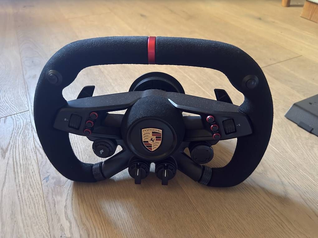 Fanatec Console: Fanatec DD Pro Wheel Base 8nm Porsche Lenkrad Pedale – Nuovo (secondo la descrizione) da Sigriswil venduto da nic_q2sc 2