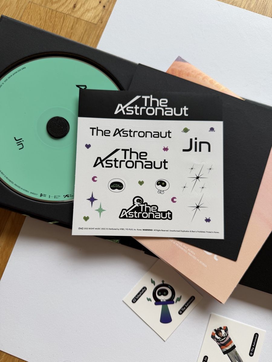 CD: BTS - Jin The Astronaut Version 1 & 2 – Nuovo (secondo la descrizione) da Belp venduto da silverlight88 3