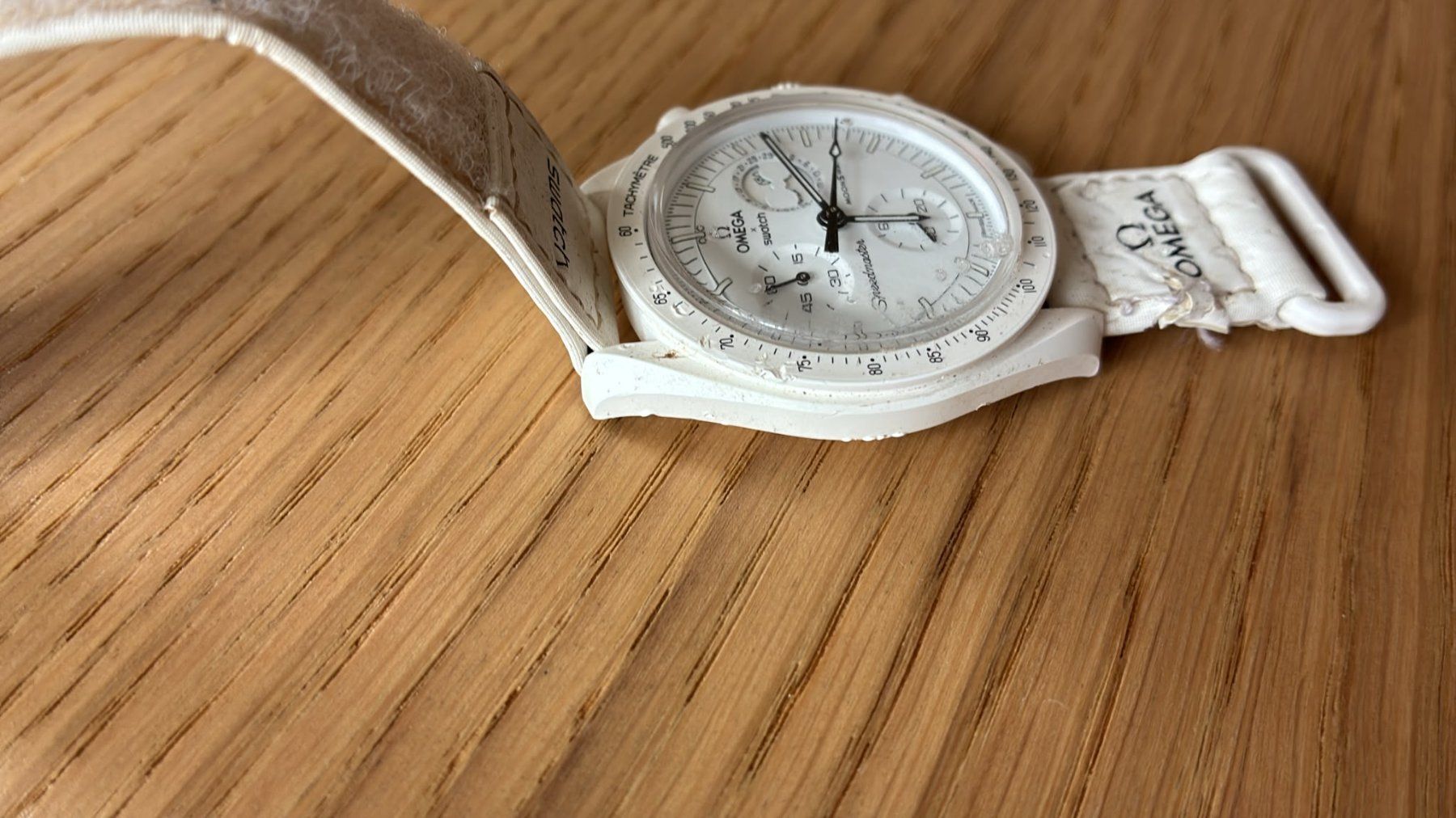 Swatch Uhren: Swatch Moonswatch Snoopy Full Moon | Mondphase – Gebraucht aus Erlenbach ZH von lau_p628 2