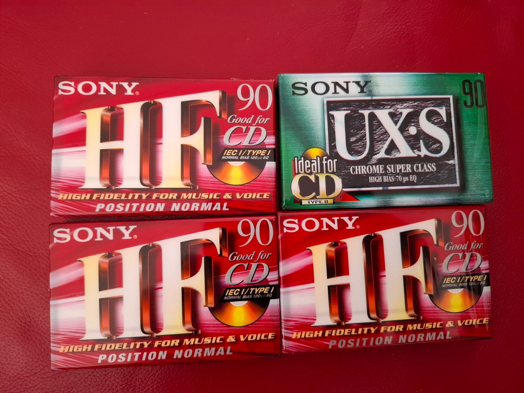 Musicassette: 4  cassettes audio neuves – Nuovo e nell'imballaggio originale da Moutier venduto da Carambaaa