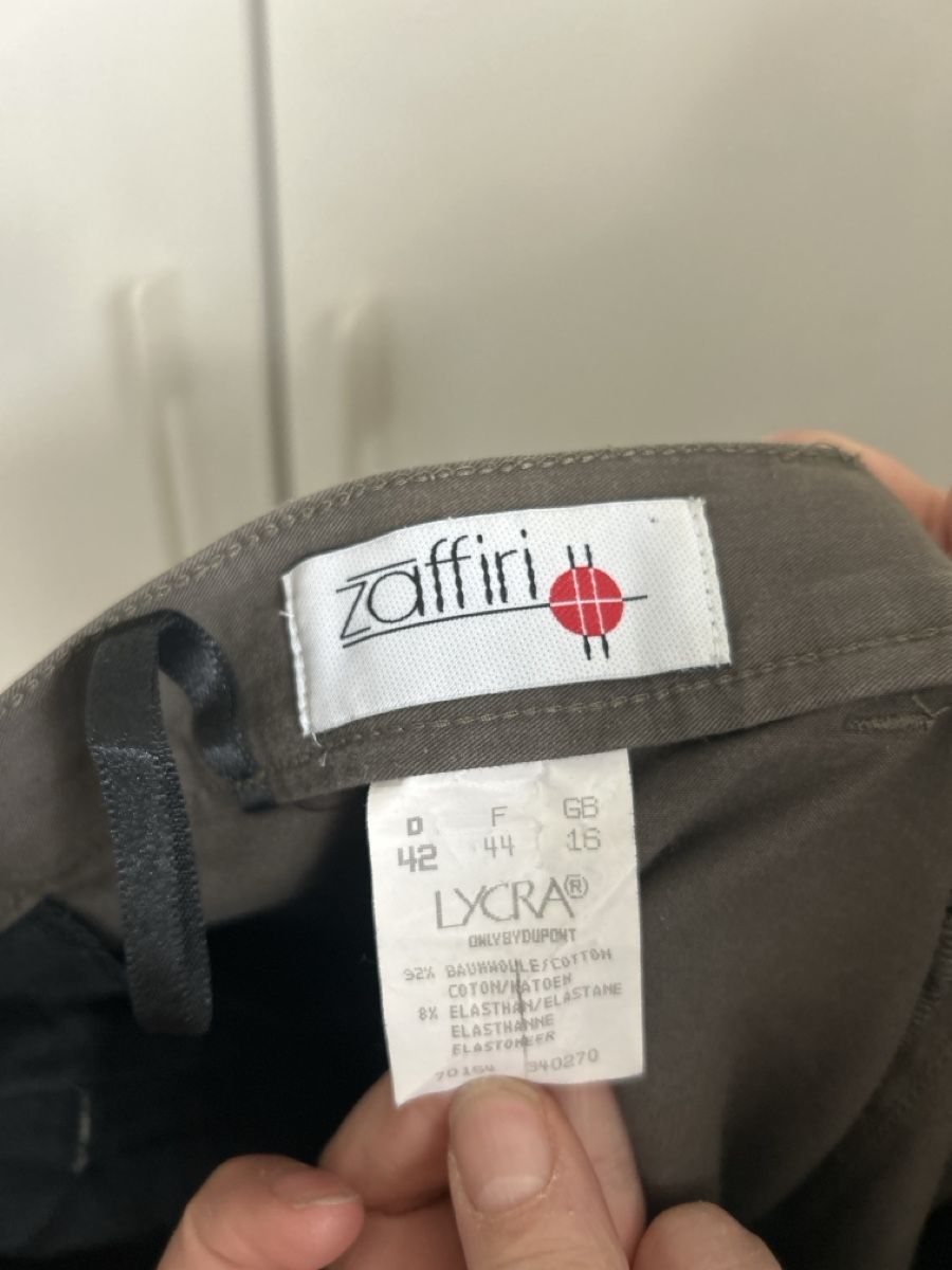 Pantalons: Zaffiri Hose, Khaki, Grösse 42, – D'occasion à Riehen par S______ 3