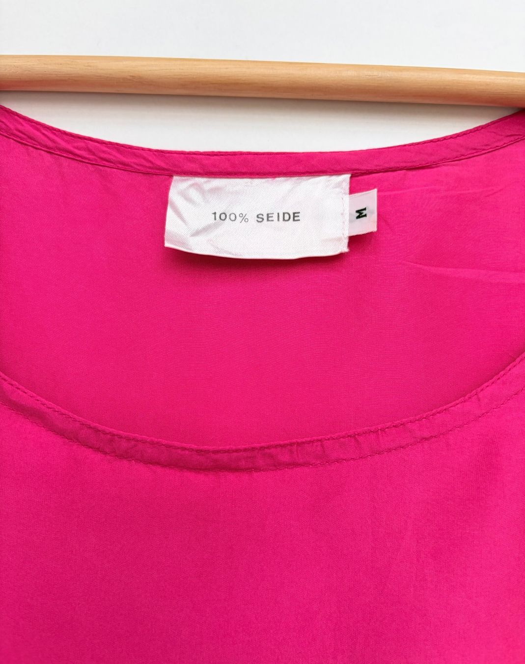 Tops: Seide Top Gr.M – Gebraucht aus Unterägeri von Jutka_04 3