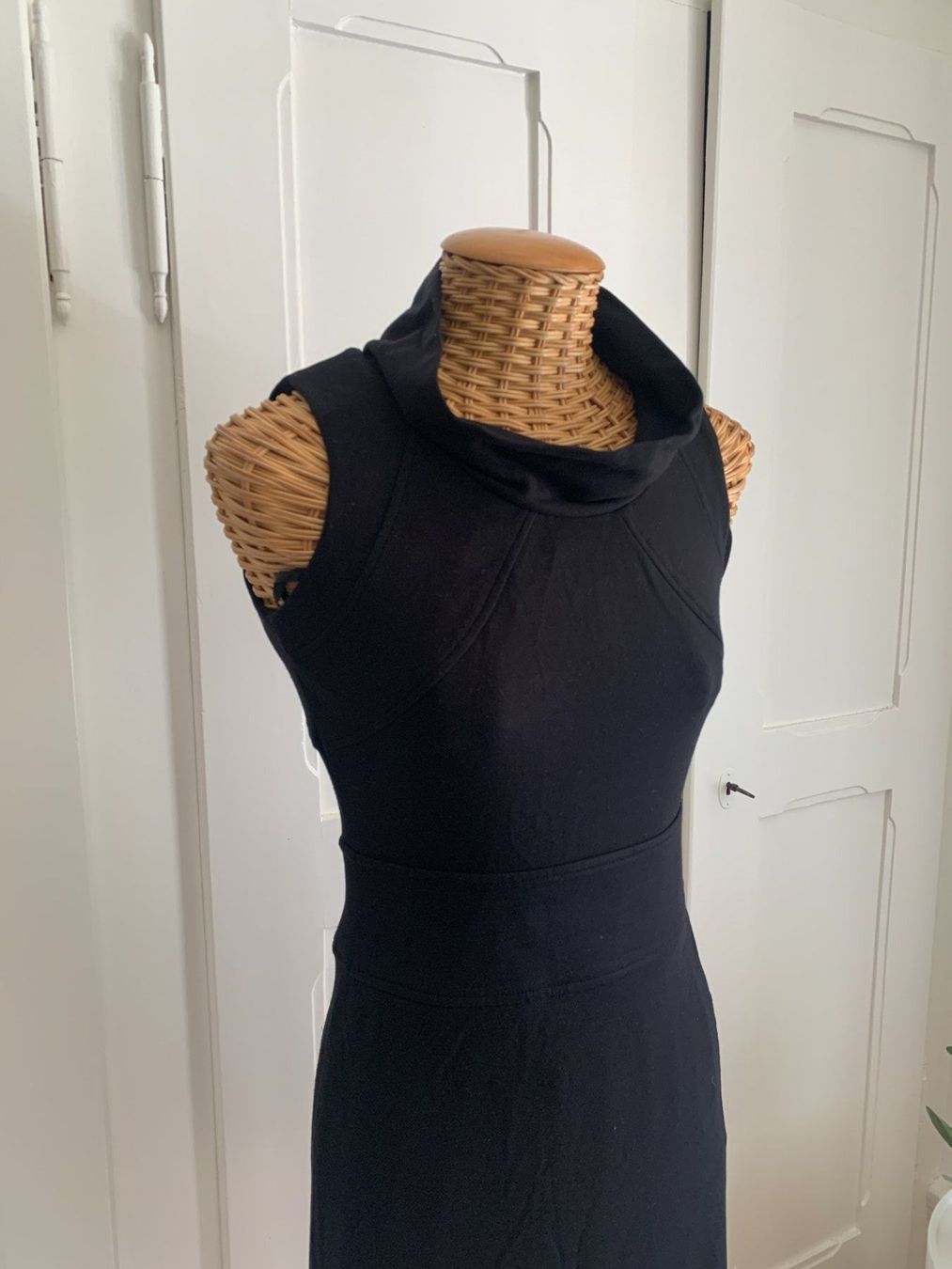 Robes: FFC - Kleid schwarz 34 – D'occasion à Zürich par Diazaio 1