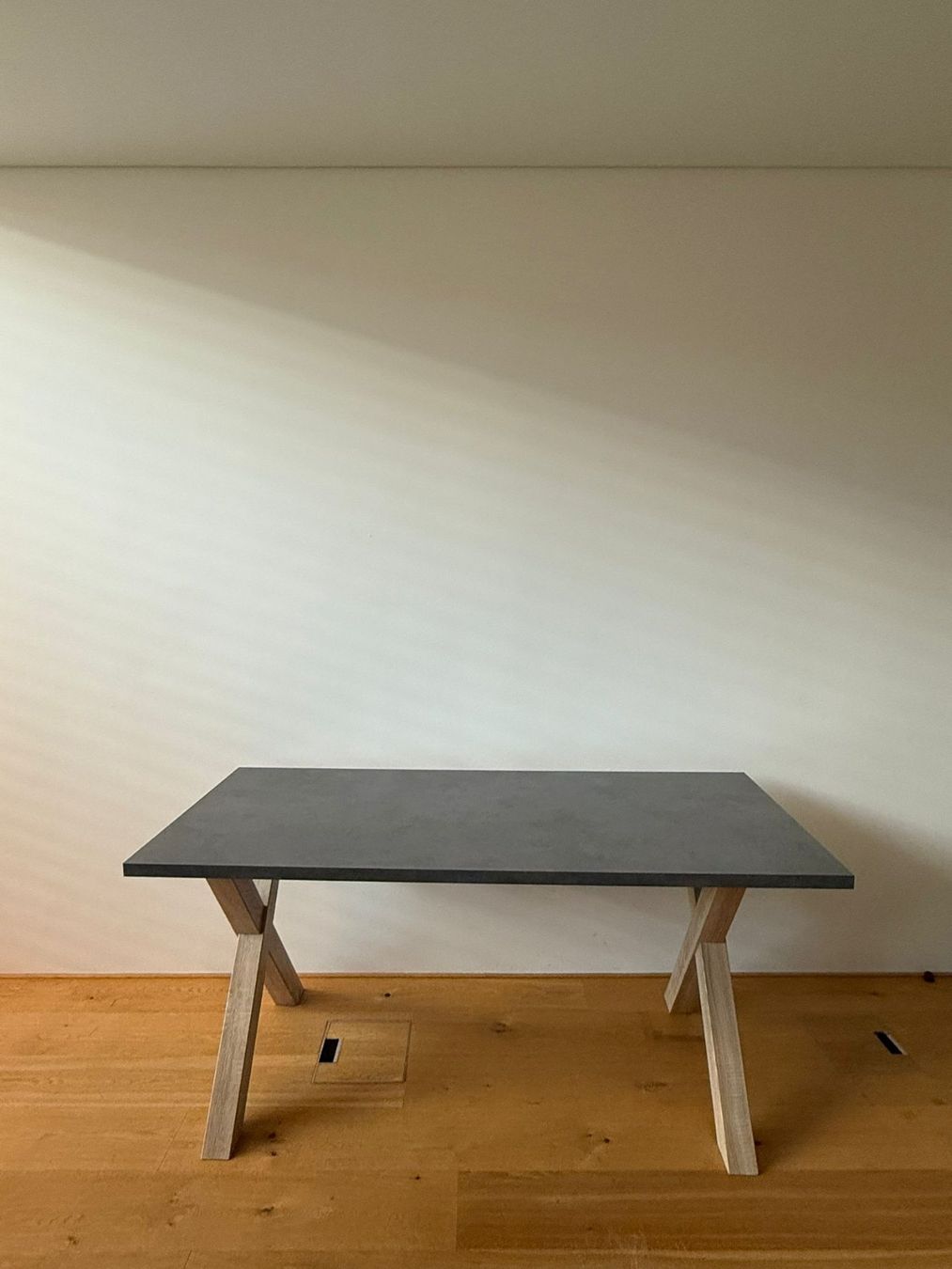 Tische: Moderner Esstisch / Küchentisch 160 × 70 cm – Gebraucht aus Schindellegi von ber_rcv9
