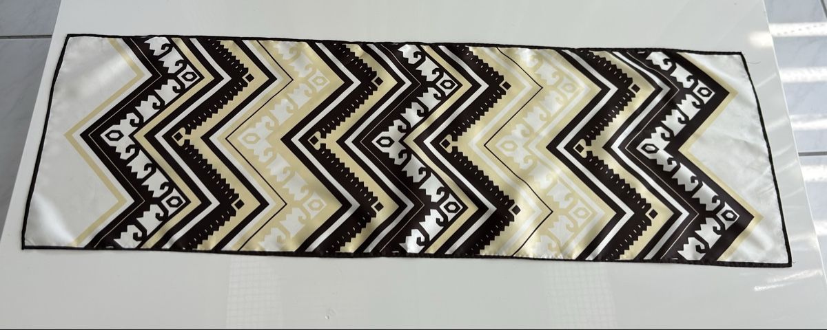 Foulard & Sciarpe: Scarf Patterned Geometric Design Brown Beige White – Nuovo (secondo la descrizione) da Saland venduto da ele_vc96 1