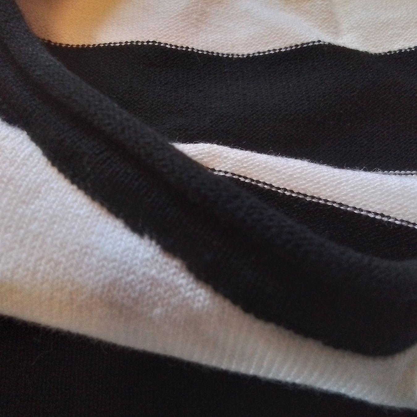 C&A Maglioni & Felpe: Pullover gestreift schwarz/weiss / Grösse M – Nuovo (secondo la descrizione) da Zürich venduto da meinhobby 2
