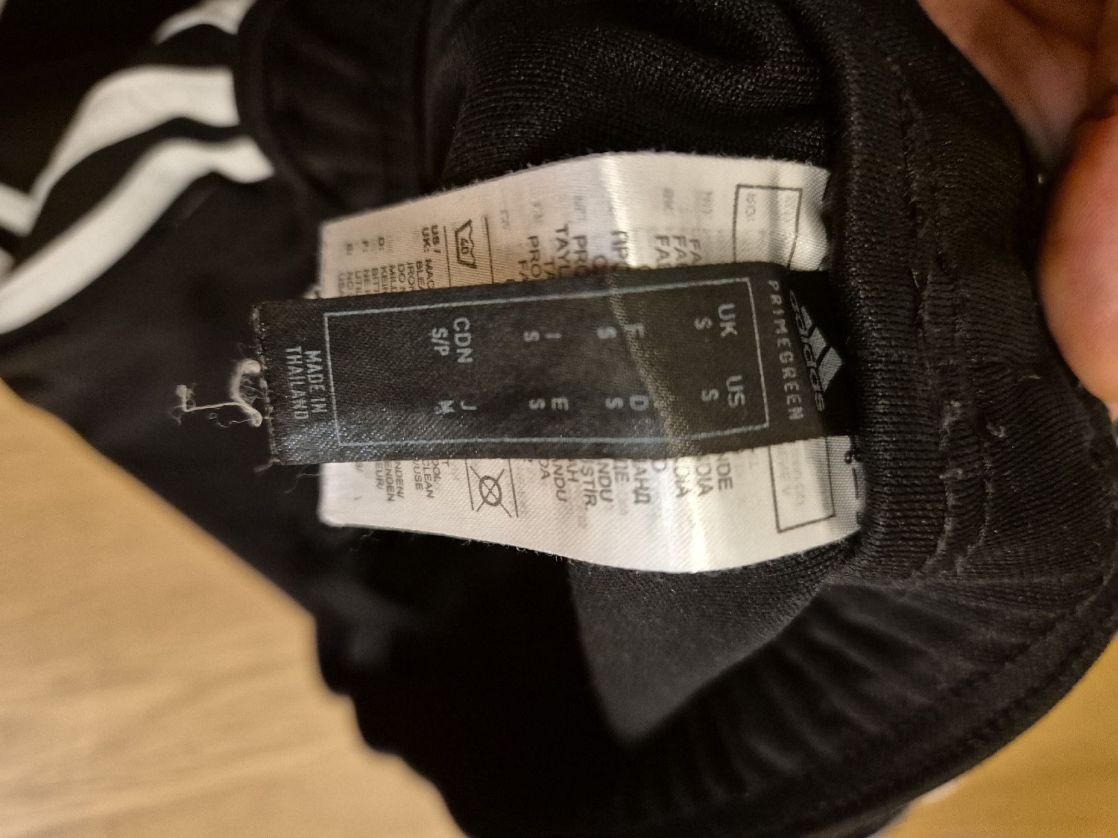 Adidas Pantaloni: Adidas Trainerhose Schwarz Grösse S – Usato da Bern venduto da JRA_12 2