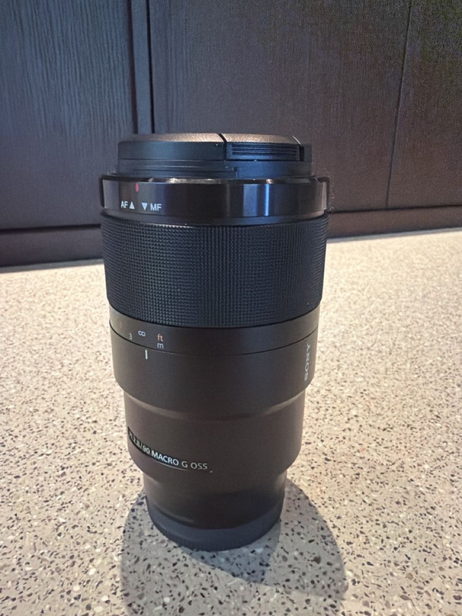 Sony Obiettivi: Sony FE 2.8/90 Macro G OSS lens new condition – Usato da Kilchberg ZH venduto da herrliberg2023 1