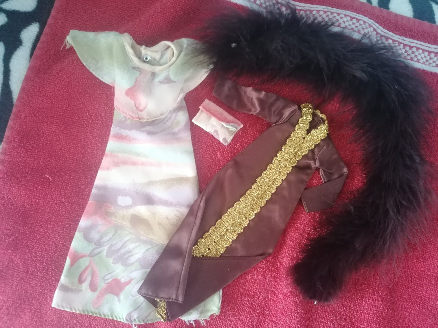 Bambole: Vêtements Barbie 80 s – Usato da St-Prex venduto da ojo_b2tx 9