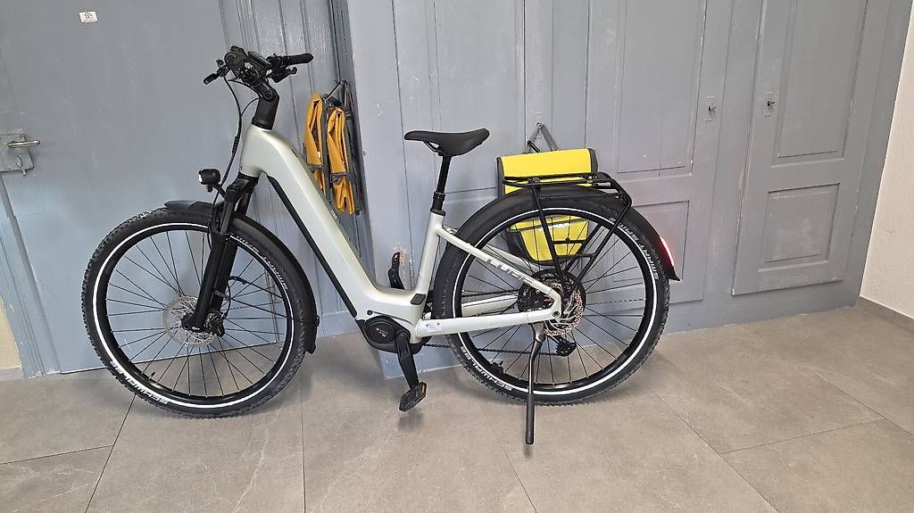 Vélos: Ebike E-Bike Cube Neuwertig  – D'occasion à Bronschhofen par Timi.g 8