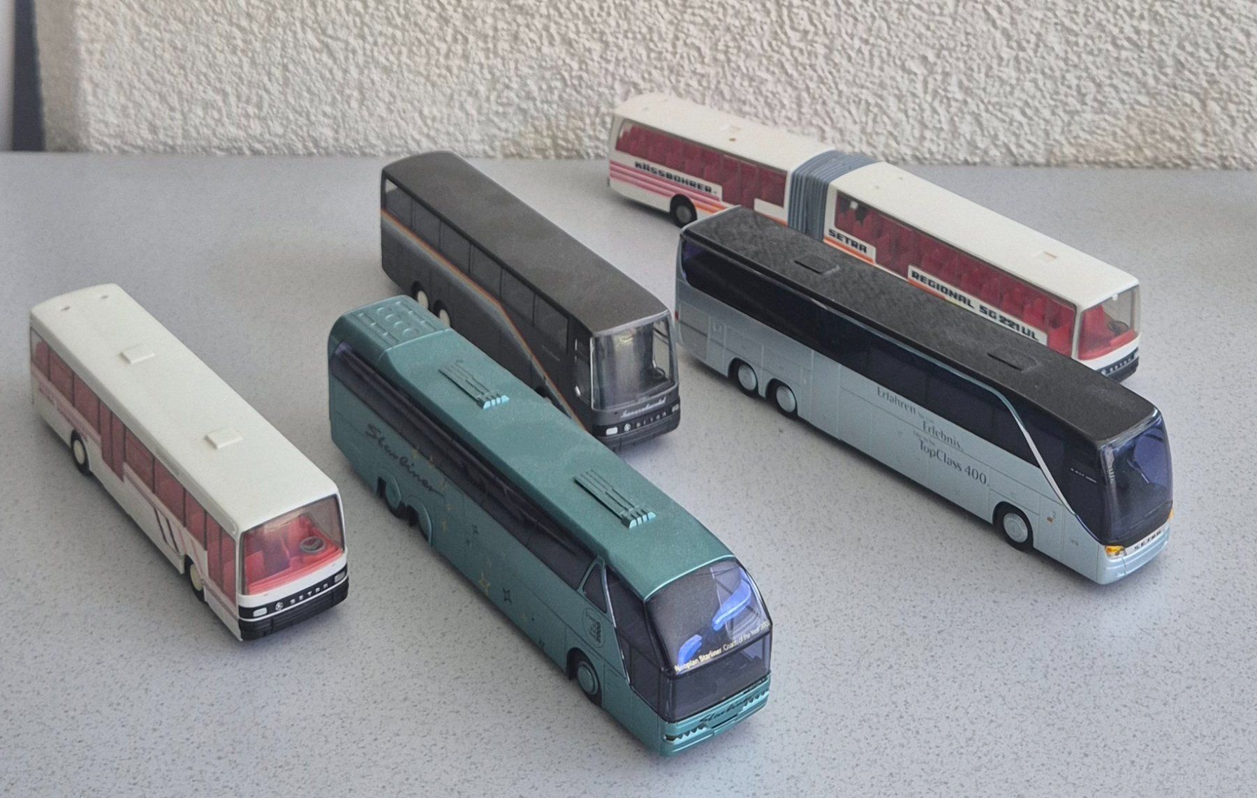 Modellini d'auto: 1 Stk aus diversen Bus-Modellen 1:87 & 1:50 – Usato da Zürich venduto da tppx 2