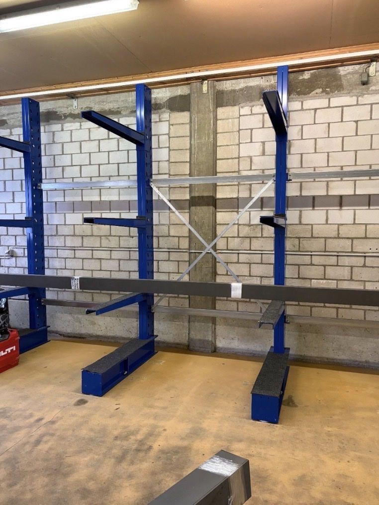Scaffali: Kragarmlager blau – Usato da Ottenbach venduto da Lucaegger55 1
