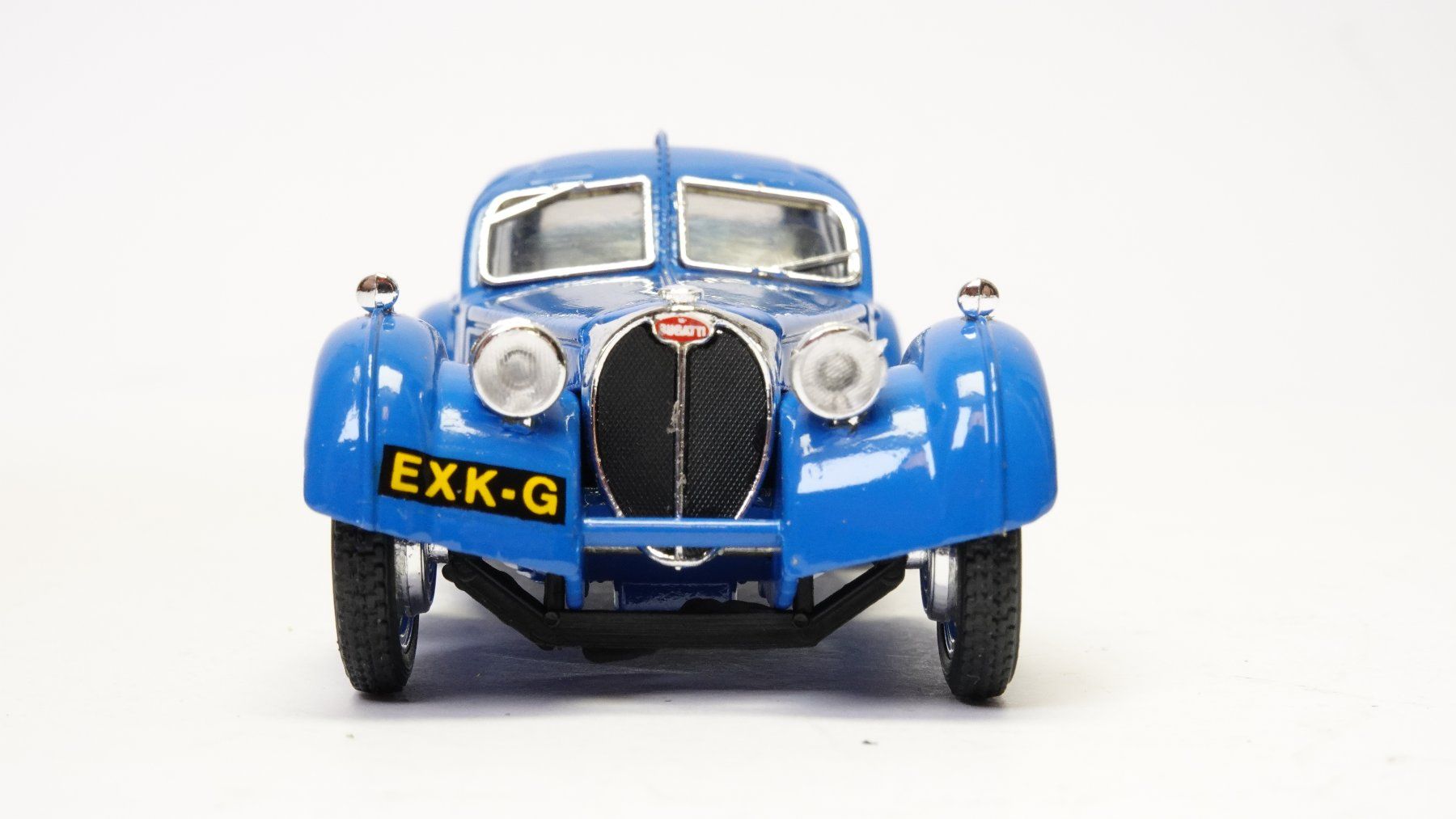 Brumm Modellini d'auto: e55 1/43 Brumm Buggati blau – Usato da Thun venduto da evinka_gmbh 2
