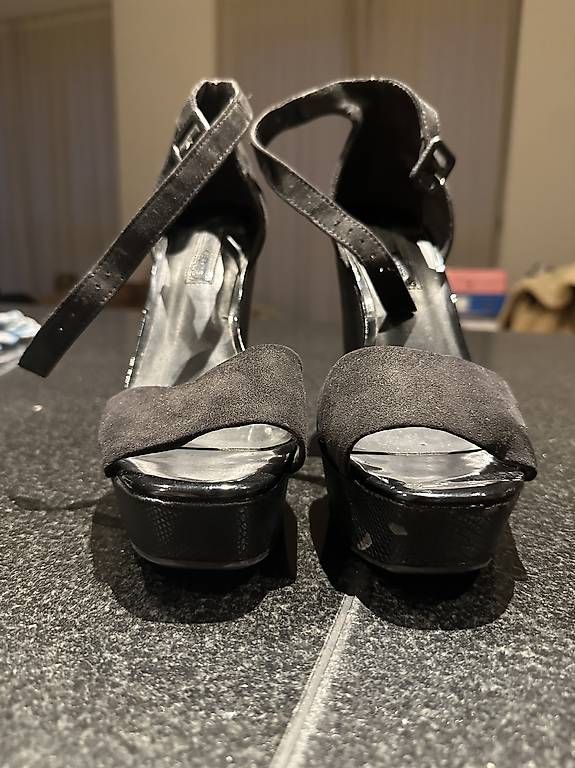 Chaussures femmes: Dorothy Perkins high heels – D'occasion à baar par may_8fwr 2