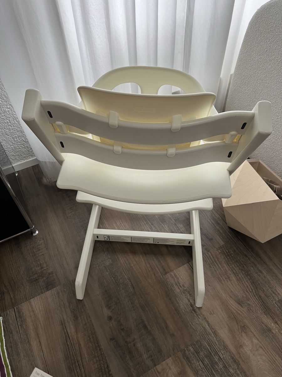 Stokke Seggioloni: Tripp Trapp Stokke mit Zubehör  – Usato da Thayngen venduto da SiNeEs3 2