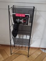 Schönes Metallregal für Schuhe oder Zeitschriften