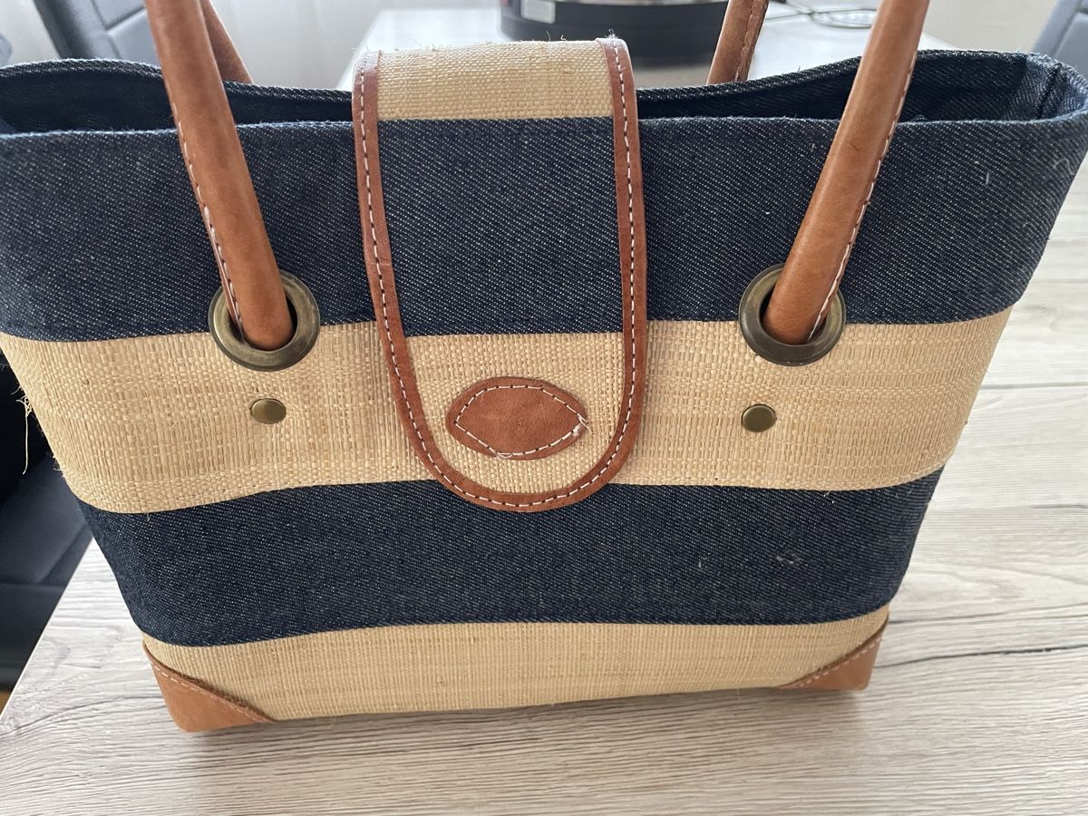 Borse da donna: Schicke Handtasche – Usato da Oberwil BL venduto da Petermib 1
