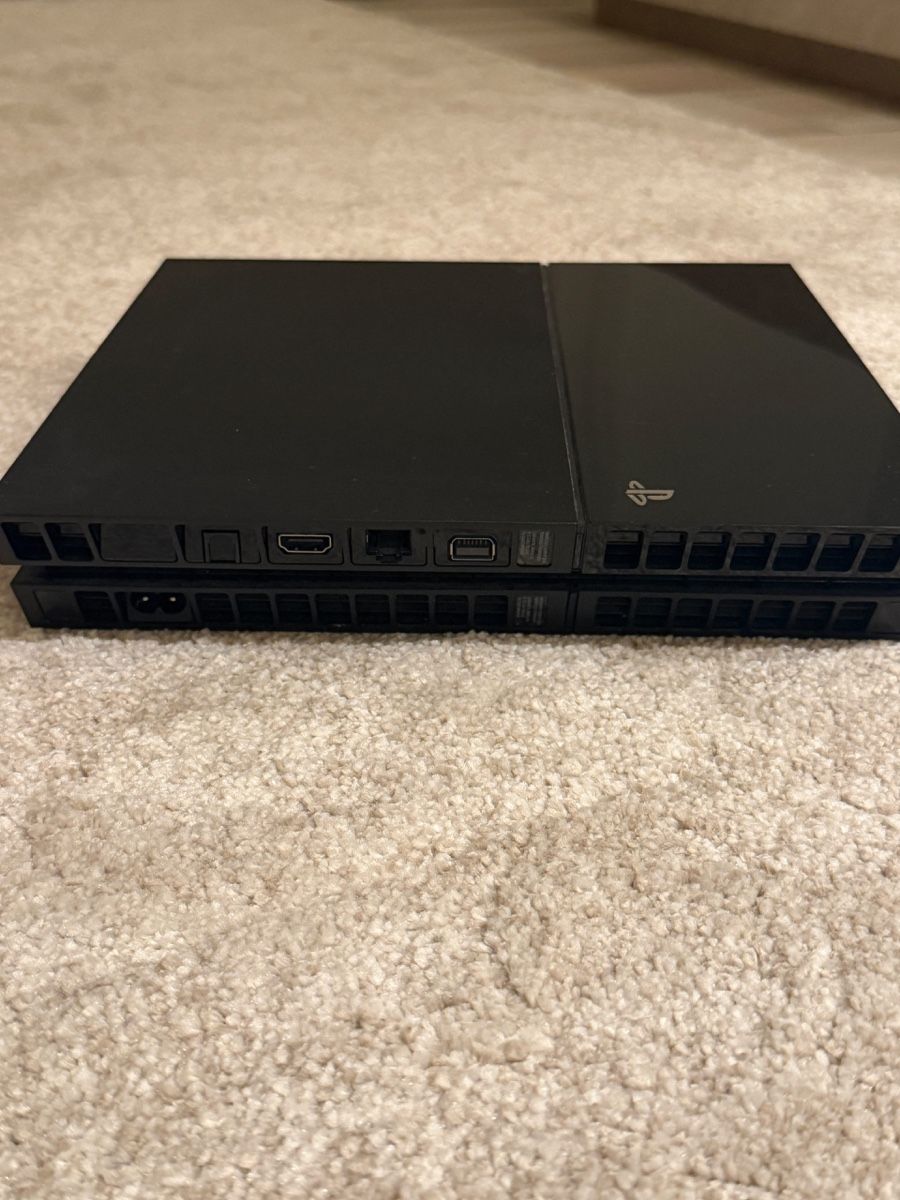 Sony Konsolen: Sony PlayStation 4 Konsole  – Gebraucht aus Rüti ZH von looniic 1
