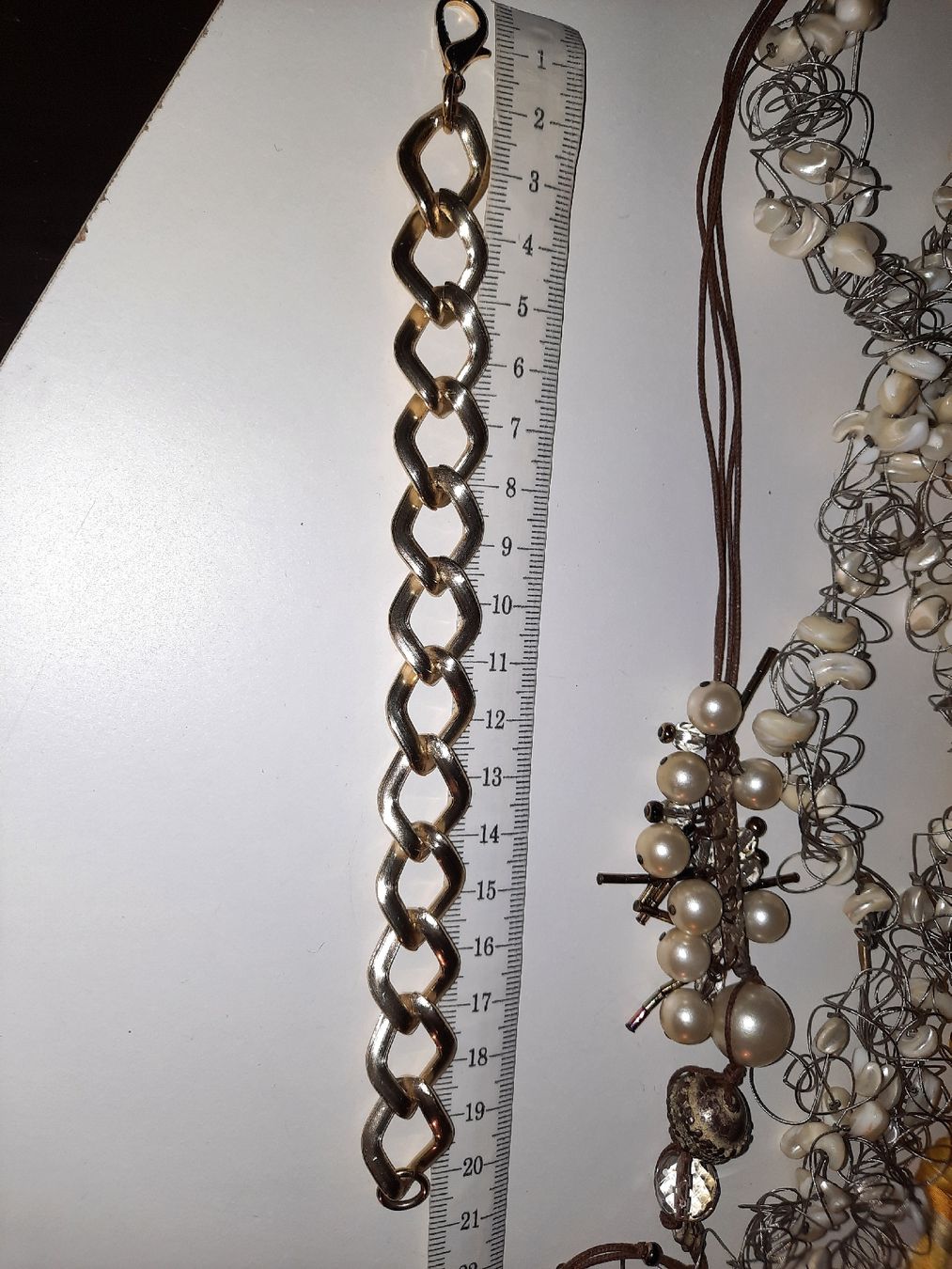 Catenine: bigiotteria 3 collane e 1 bracciale – Usato da Biasca venduto da Old_6blh 9