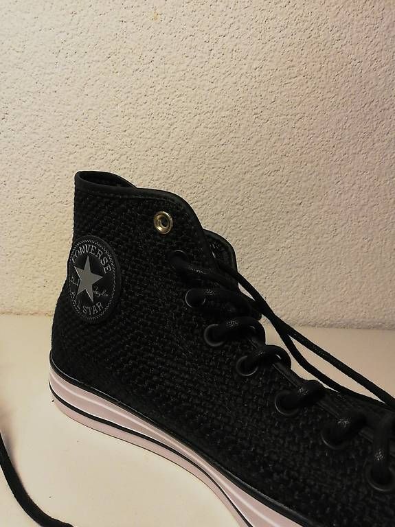 Herrenschuhe: NEU Schwarze Converse All Star 41.5 – Gebraucht aus Wauwil von Mango125 1