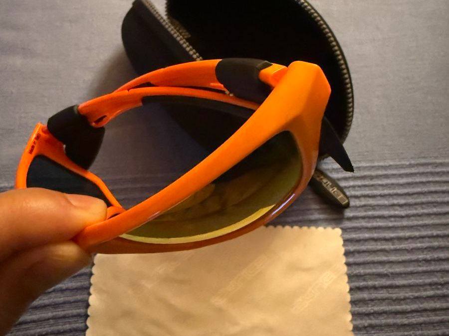 Lunettes & Verres: Occhiali da sole Salice – D'occasion à Bellinzona par gia_zx2b 8