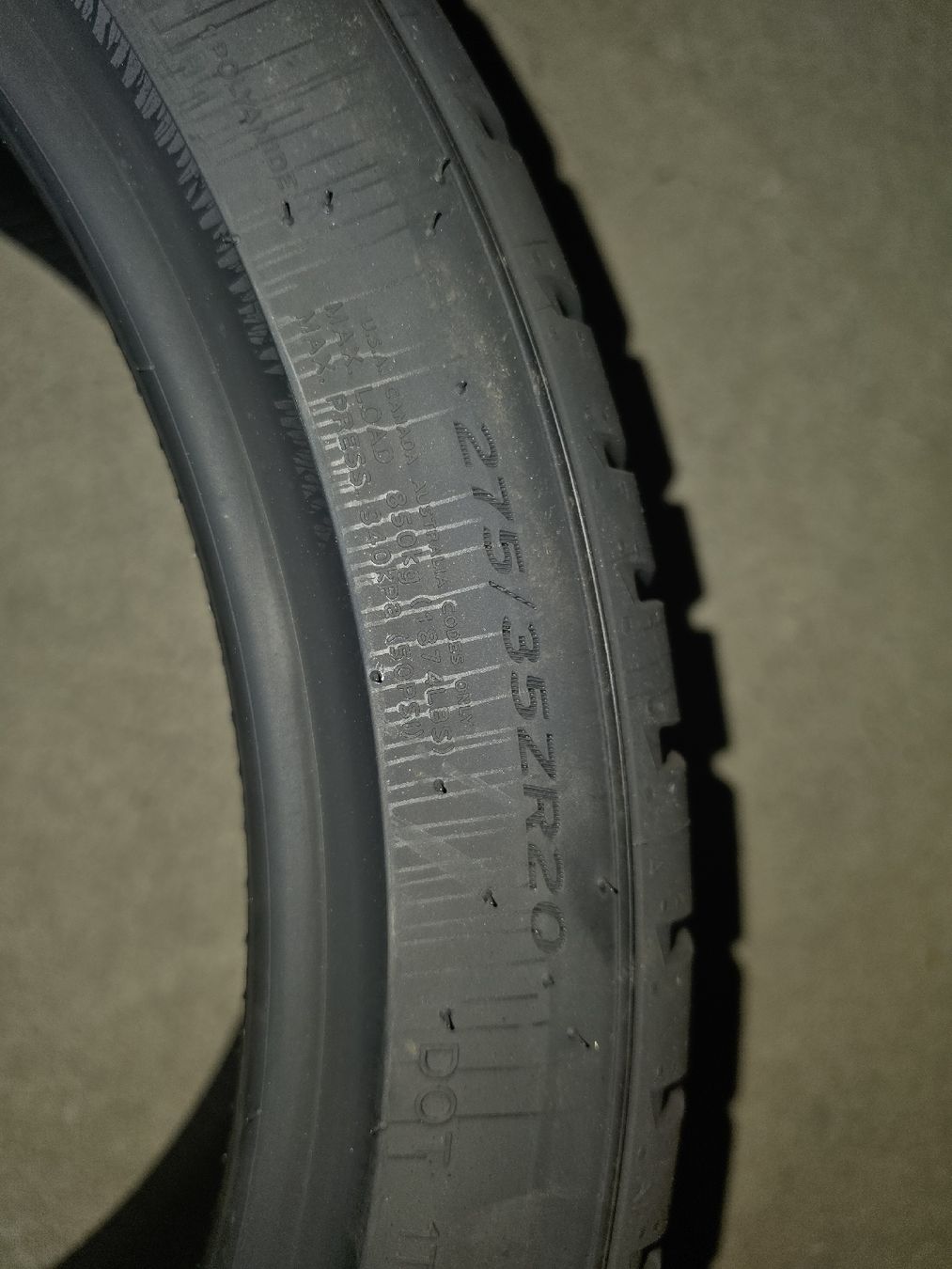 Hankook Pneus & Roues: 2× Hankook 275/35 20 102Y – Neuf avec emballage d'origine à Hölstein par Sinu_2241 1