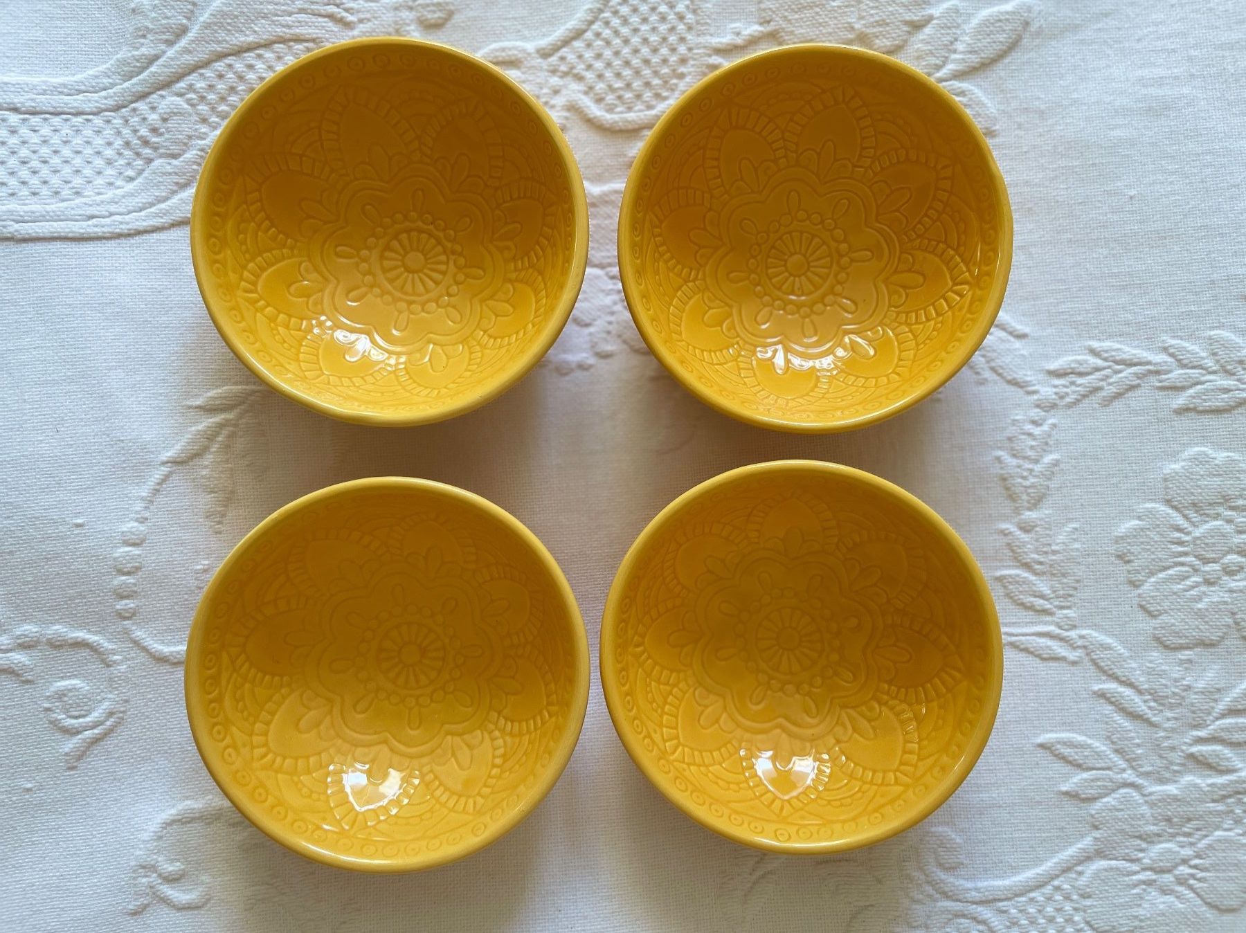 Schalen: 4 Schälchen sonnengelb, Vintage, Boho Style, Dekoschalen – Gebraucht aus Birsfelden von Nic21