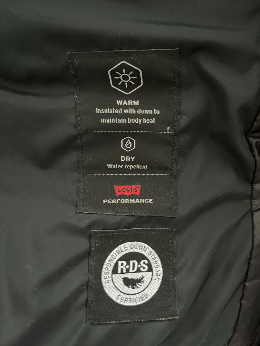 Levi's Giacche: Levi‘s Daunenjacke Grösse X – Nuovo (secondo la descrizione) da Emmenbrücke venduto da Anna01014 7