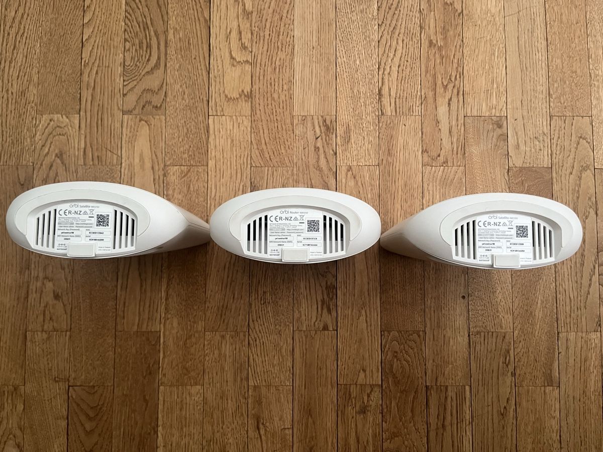 Netgear Modem & Router: Netgear Orbi RB 350 – Usato da Lotzwil venduto da Regain 1