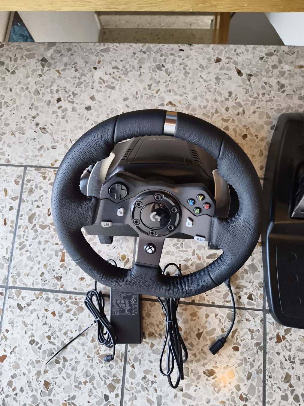 Logitech Controller: Logitech G920 Lenkrad mit Pedalen – Gebraucht aus Nottwil von SimonKaufmann00 1