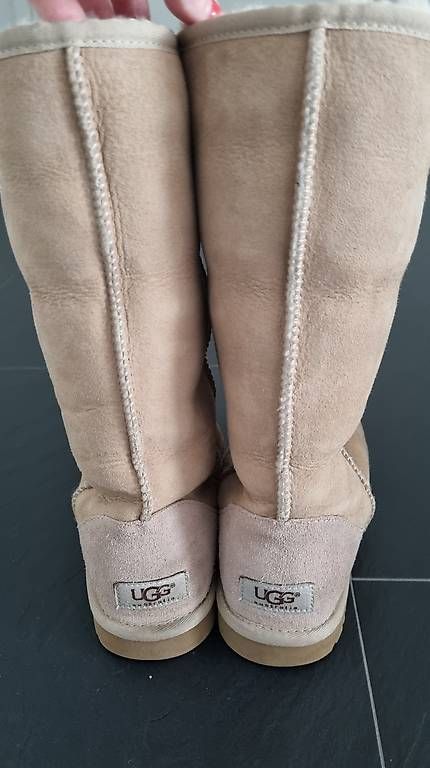 Ugg Scarpe da donna: Ugg-Boots / Stiefel Gr. 37 – Usato da Zollikofen venduto da luxina87 4