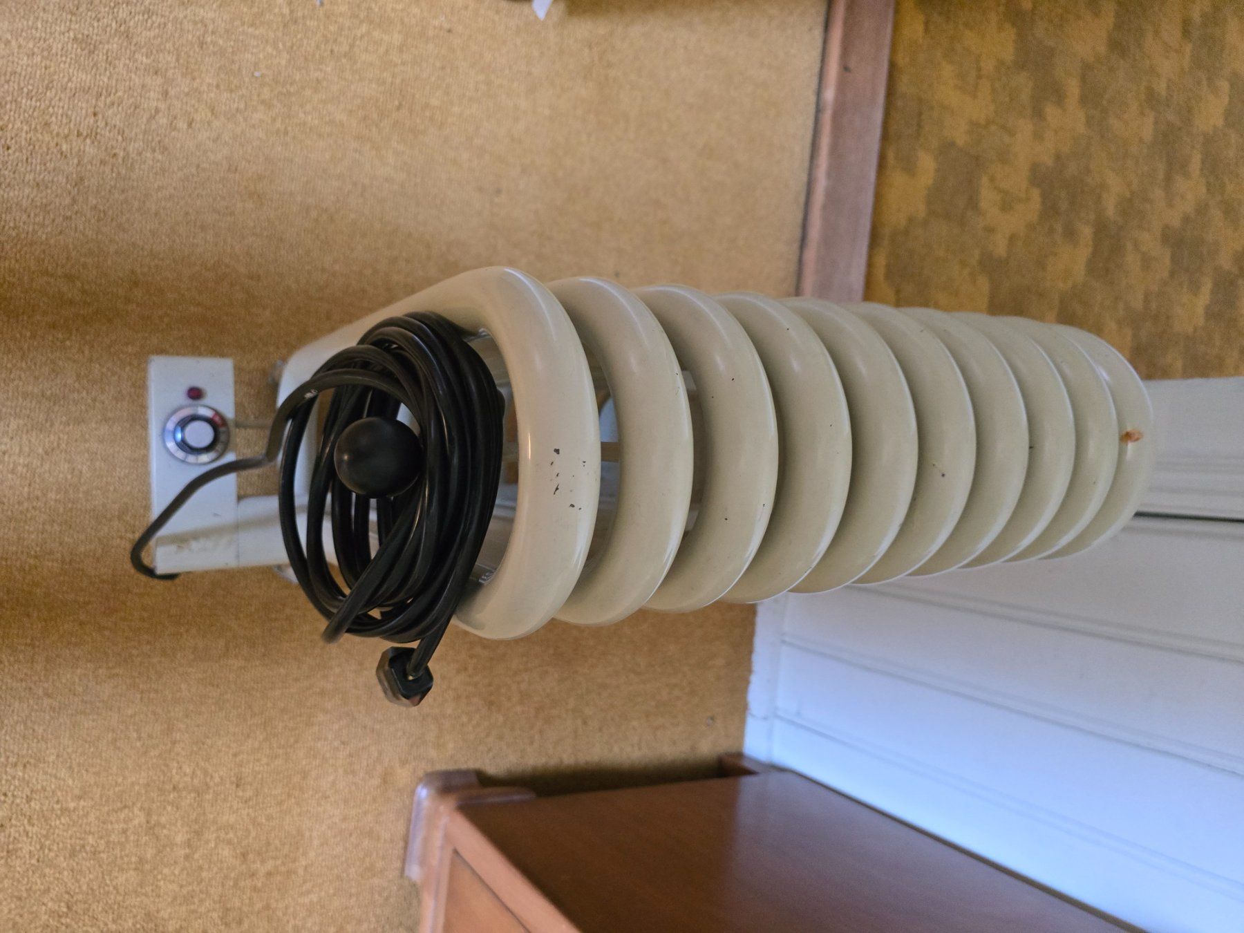 Radiatori: elektrischer Radiator – Usato da Rorschacherberg venduto da Scharfeegge 2